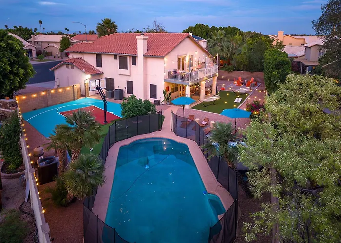 Desert Daze - A Fun-filled 5br Retreat - Sleeps 12 Holiday home Mesa