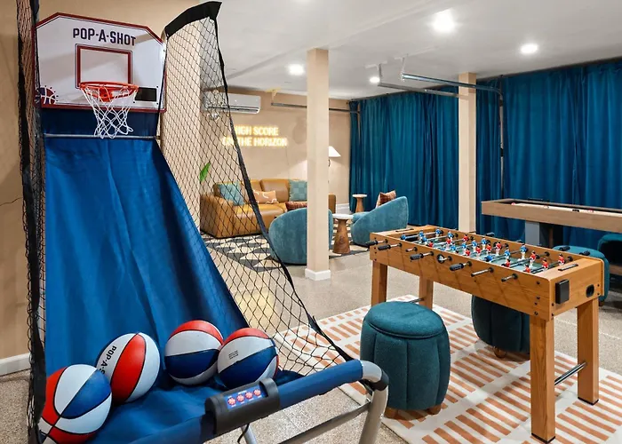 Desert Daze - A Fun-filled 5br Retreat - Sleeps 12 * Mesa