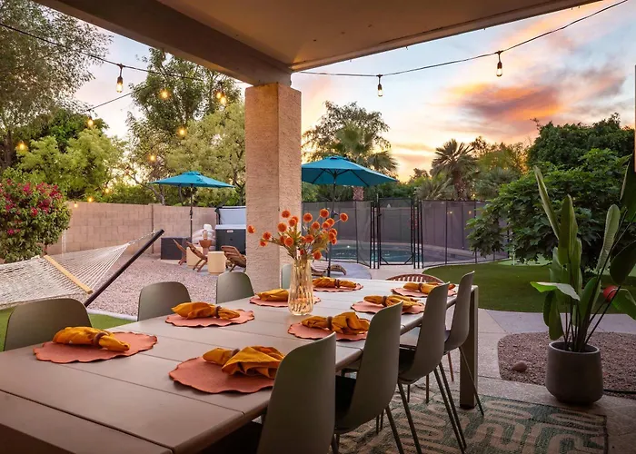Holiday home Desert Daze - A Fun-filled 5br Retreat - Sleeps 12