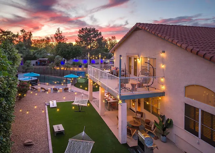Holiday home Desert Daze - A Fun-filled 5br Retreat - Sleeps 12