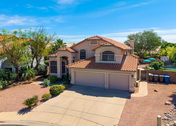 Desert Daze - A Fun-filled 5br Retreat - Sleeps 12 Holiday home